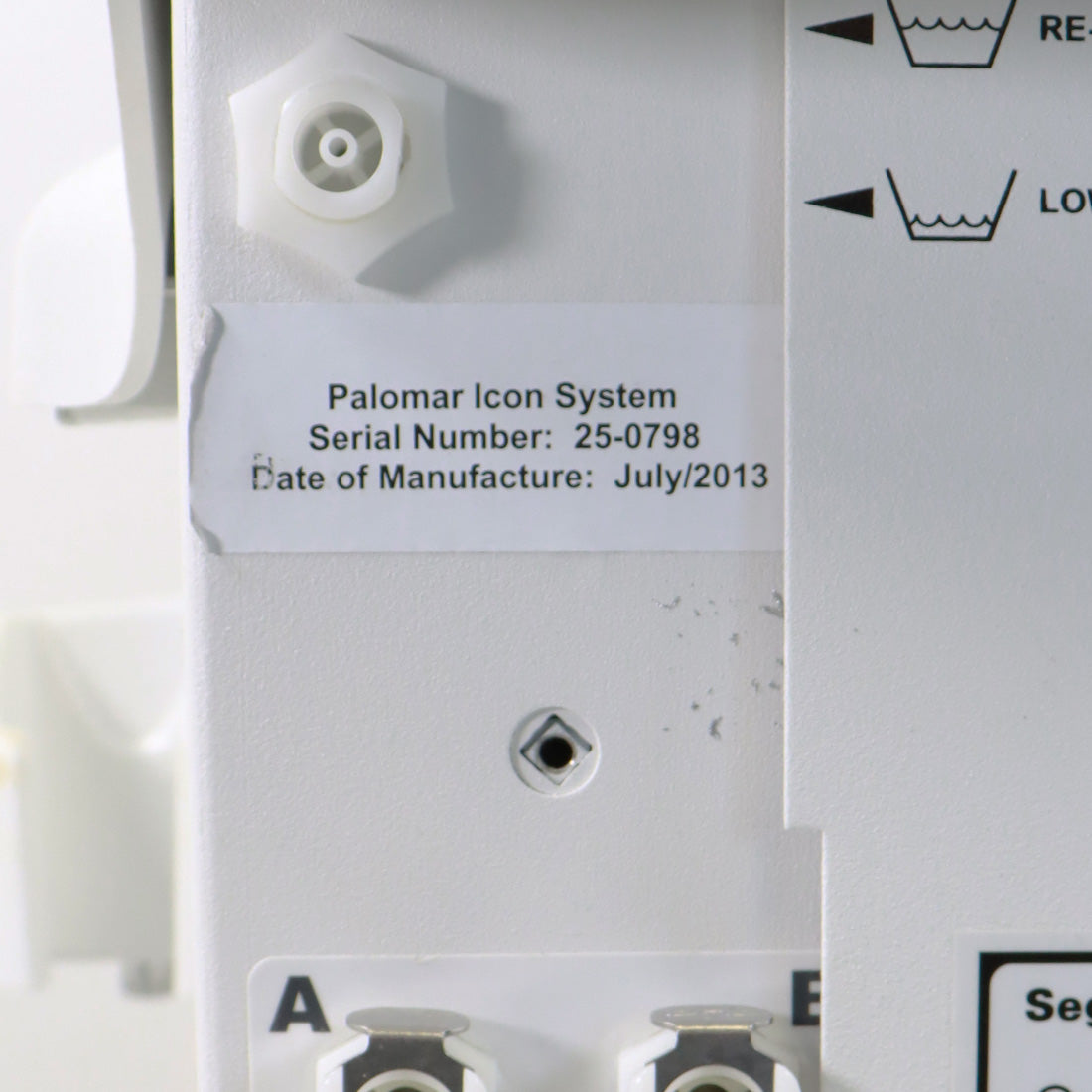 2013 Cynosure Palomar Icon IPL Laser Device Base Workstation Parts Unit w/Mast