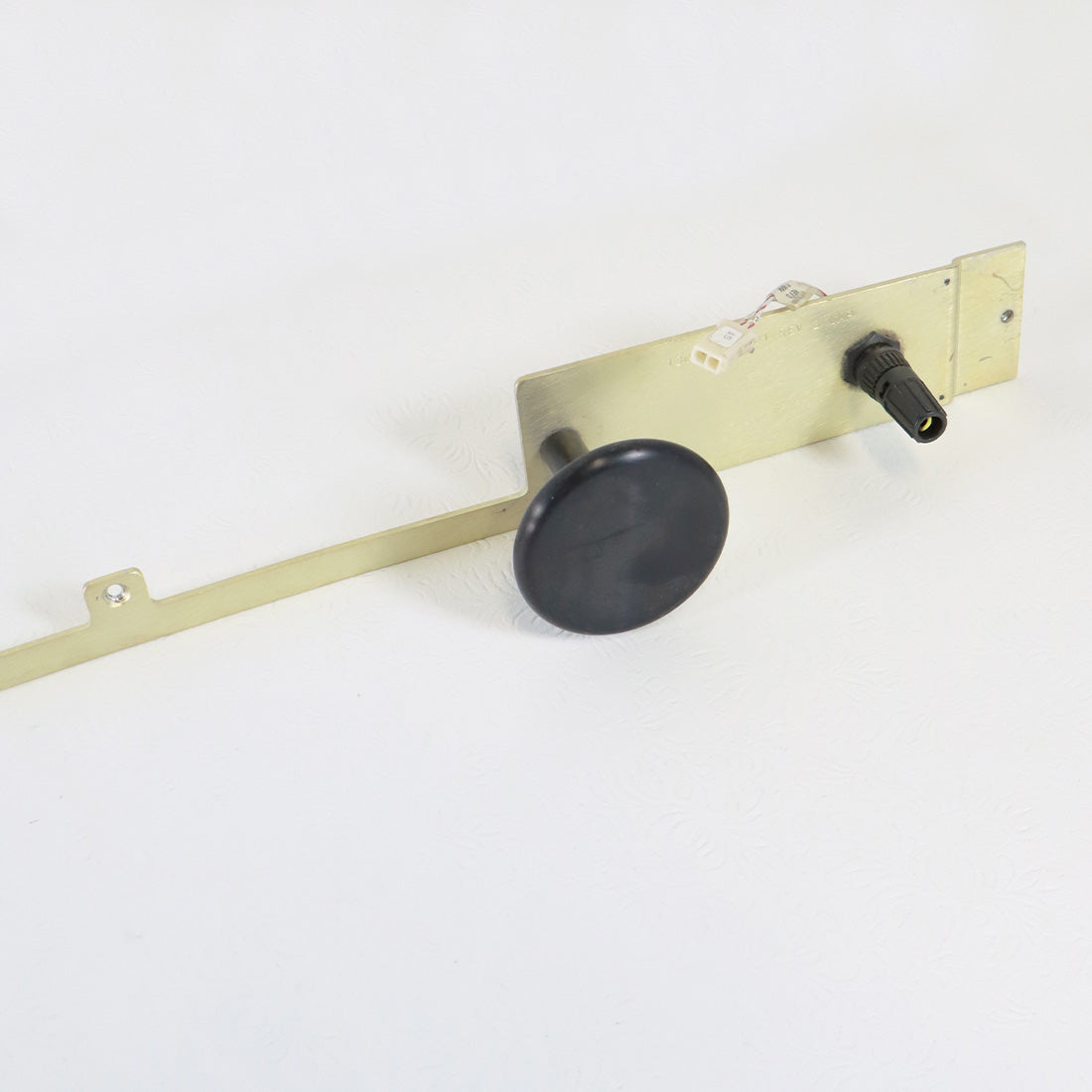 Cynosure 220V System Power Cable and Mount Bracket Interlock Switch 130-7000-001