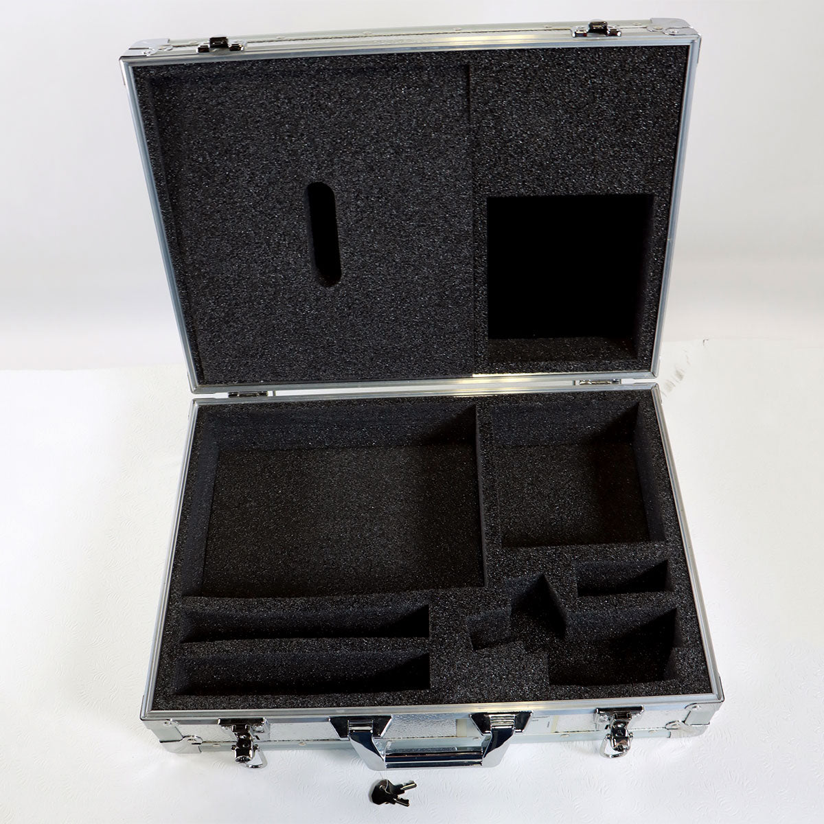 Aluminum Hard Shell Locking Case 19.75 x 14 x 6in Deka Laser Handpiece Cut Pad