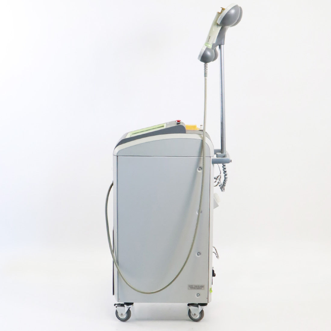 2013 Cutera Xeo Nd:Yag 1064 Laser System with LimeLight Handpiece Acne Scars