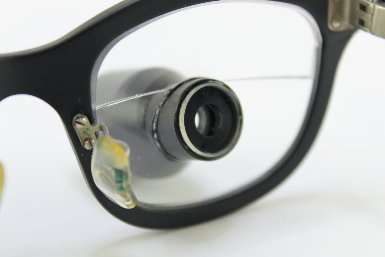 Chess 5.75 R3 Double Eye Magnifier Loupe Glasses Hands-Free Black Color AS IS
