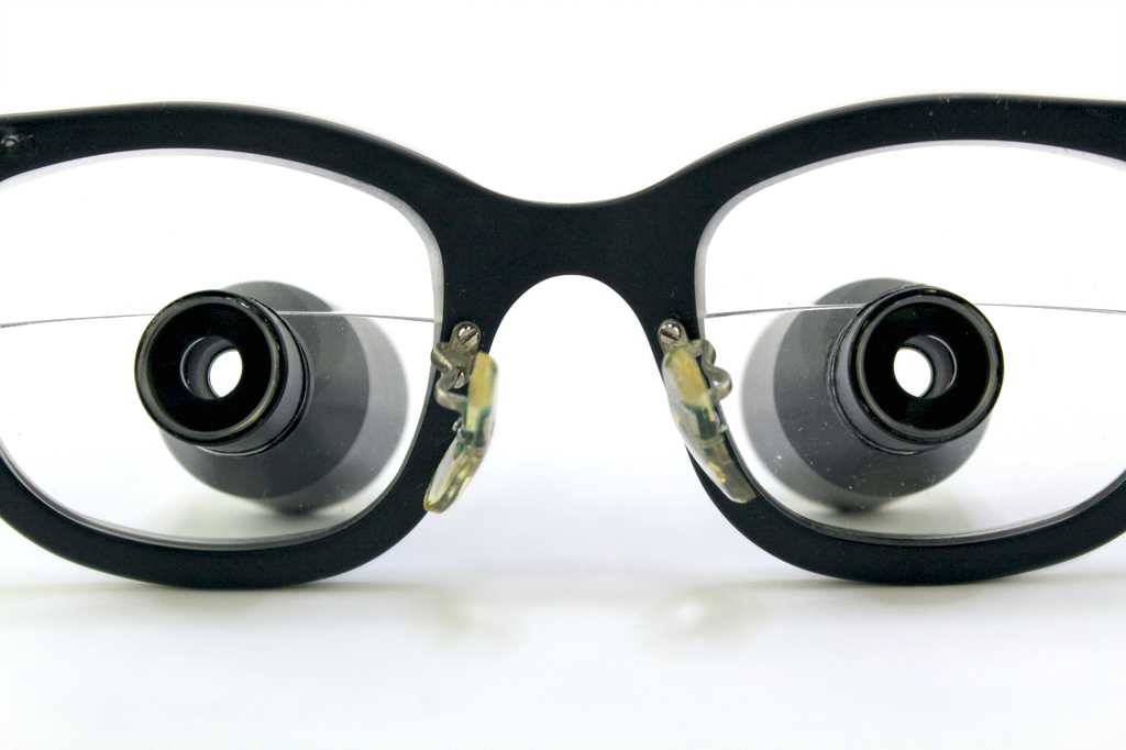 Chess 5.75 R3 Double Eye Magnifier Loupe Glasses Hands-Free Black Color AS IS