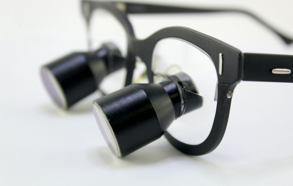 Chess 5.75 R3 Double Eye Magnifier Loupe Glasses Hands-Free Black Color AS IS