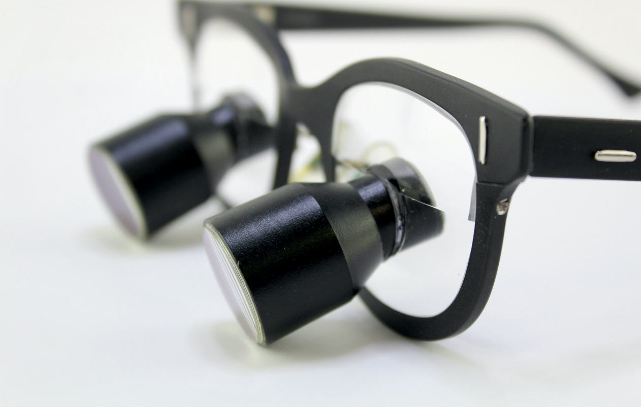 Chess 5.75 R3 Double Eye Magnifier Loupe Glasses Hands-Free Black Color AS IS