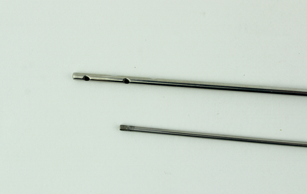 2 Cynosure SmartLipo Metal Laser Cannula Handpiece & 2 Cannulas