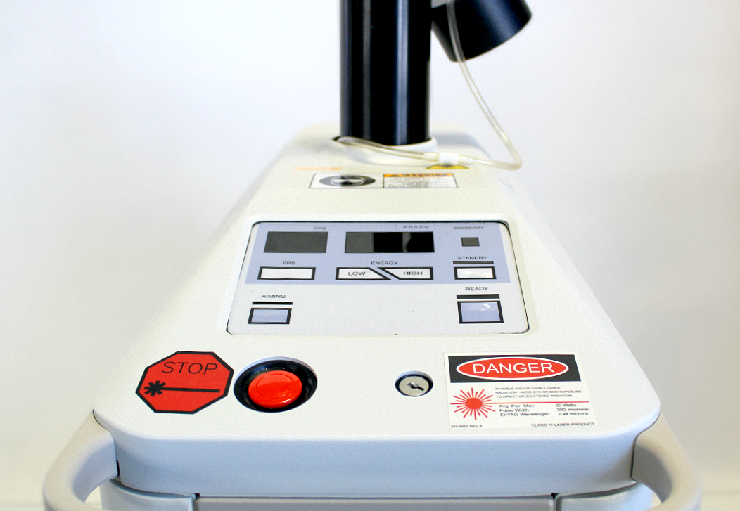 1997 ConBio CB Erbium/2.94 20W Dermatology Ablative Resurfacing Laser System