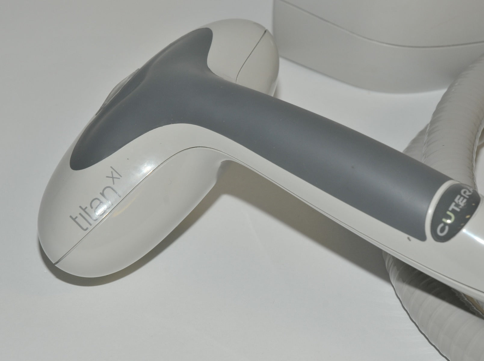 Cutera XEO Titan XL IPL Skin Tightening Wrinkle Handpiece Hand Piece