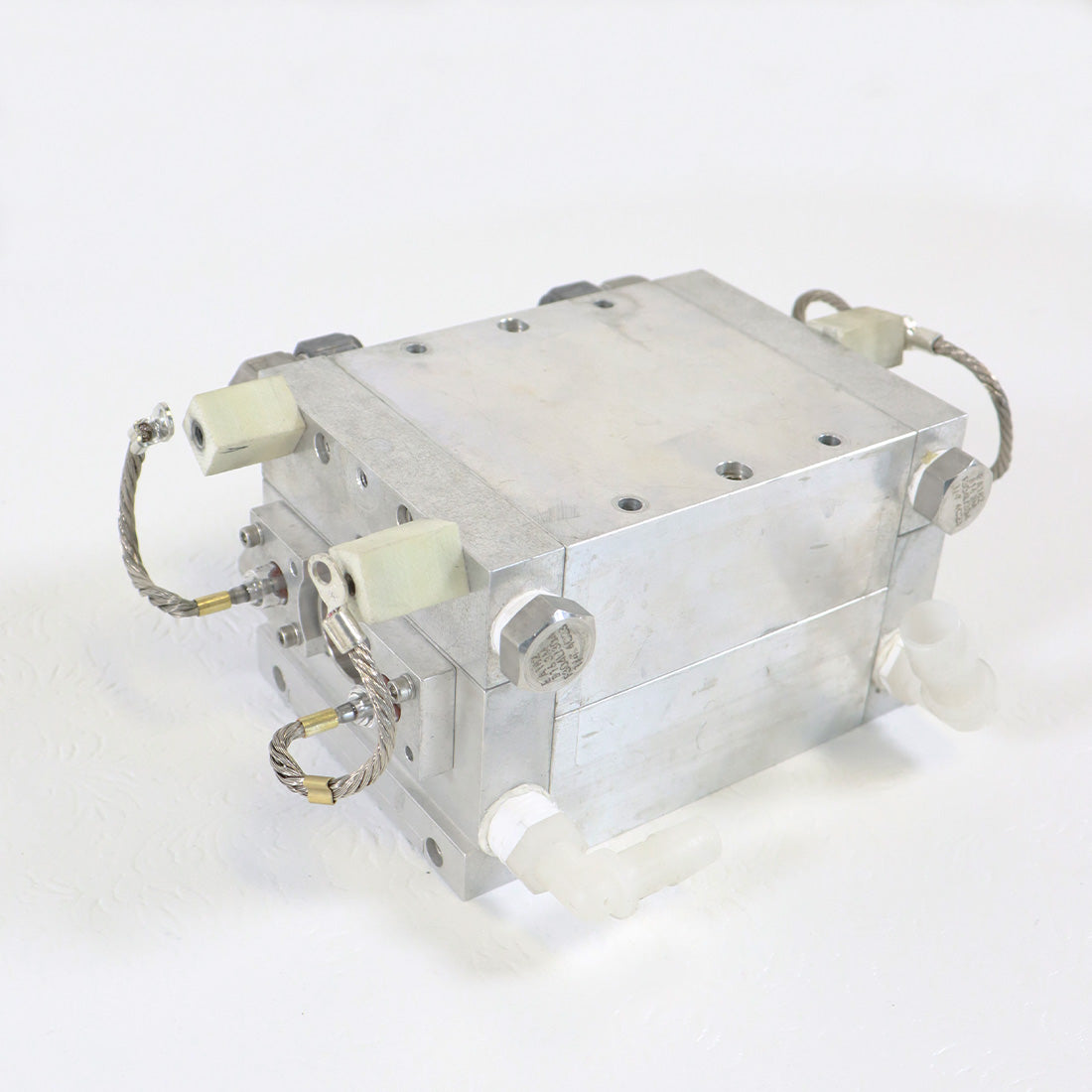Cynosure Elite Brick Laser Head Pump Chamber 100-7000-270 AS IS FOR PARTS