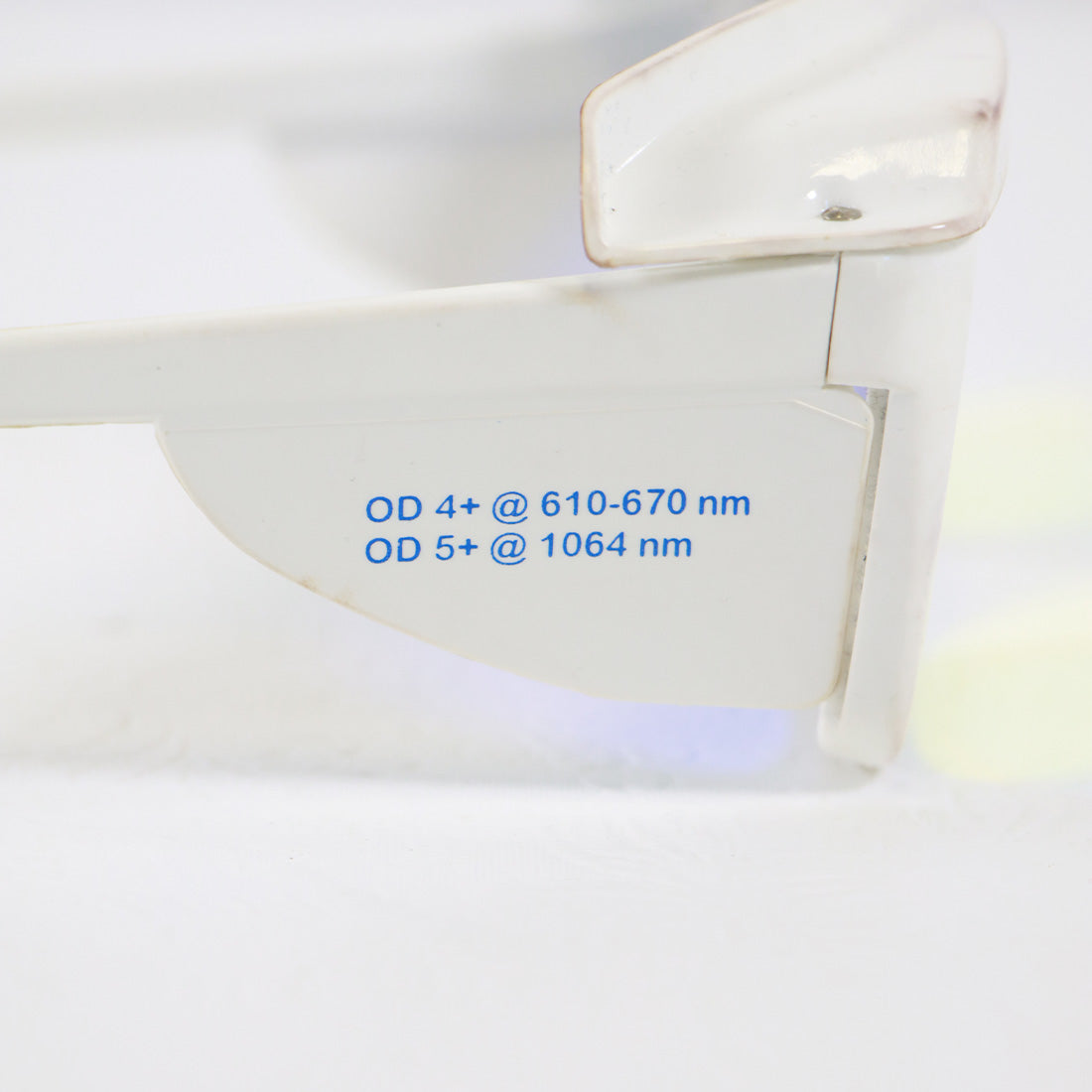 Hoya Conbio Operator Safety Glasses 610nm 670nm 1064nm