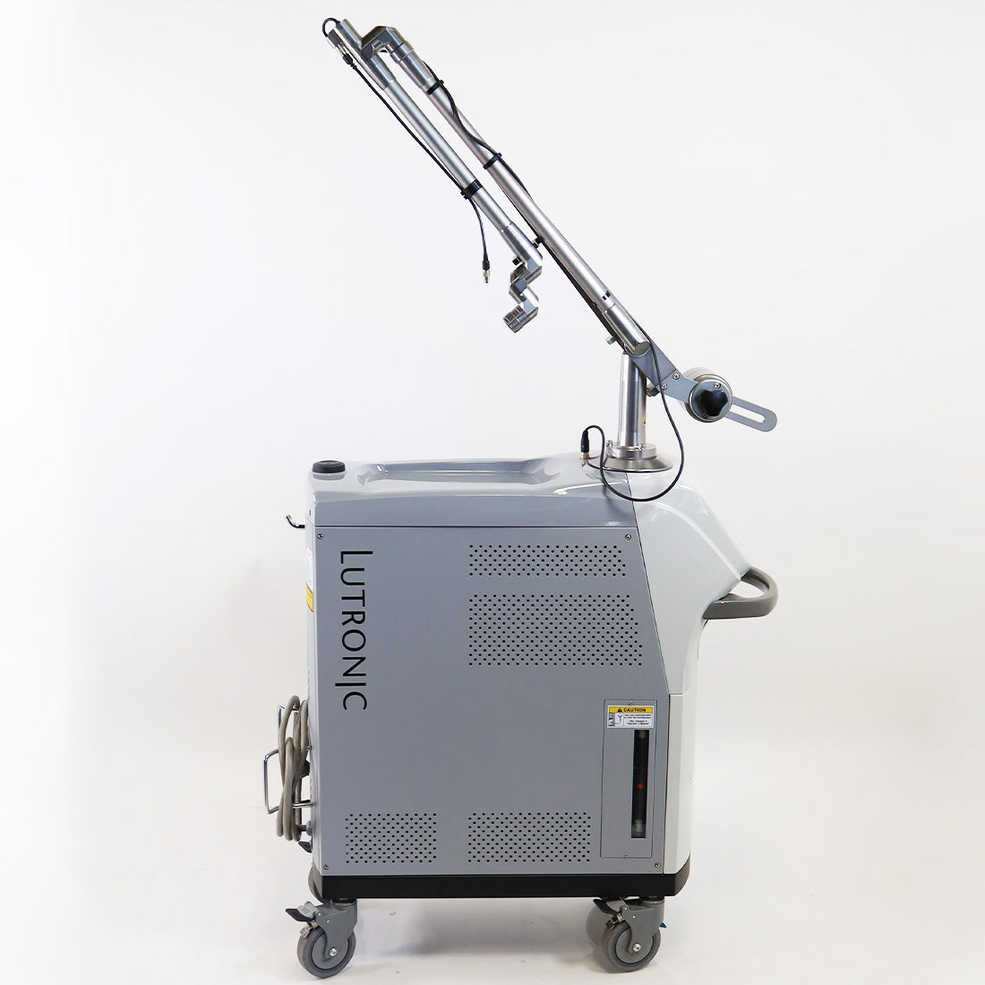2012 Lutronic Spectra Dual Pulsed Nd Yag Laser Class IV Tattoo Removal System