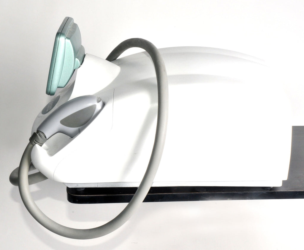 Palomar ACLEARA Acne Skin Clearing IPL Laser Treatment Lesion Theravant A Cleara