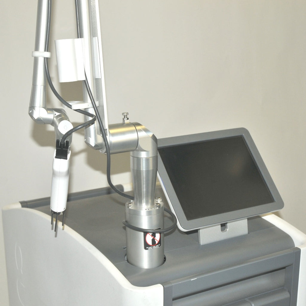 2019 Cutera ENLIGHTEN SR Tattoo Removal Benign Lesion Laser 532 1064 nm Pico
