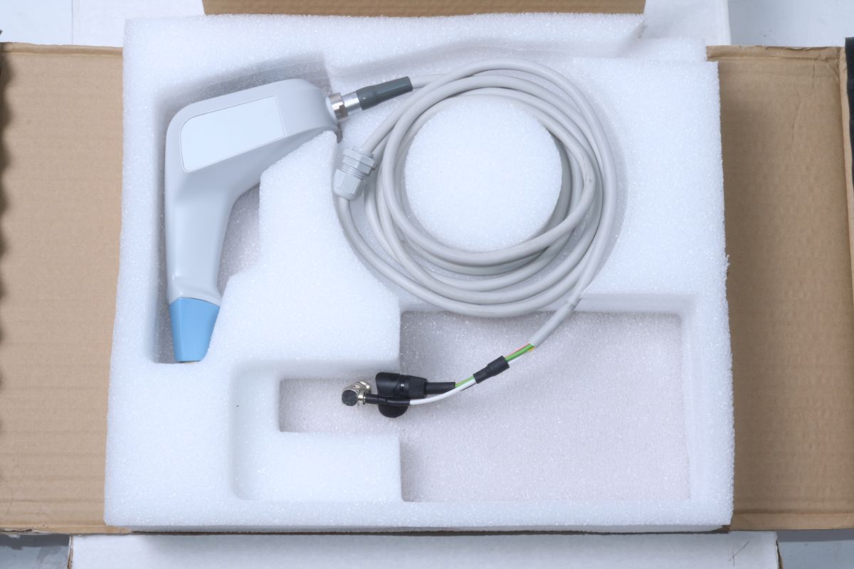 BTL Exilis R2 Applicator XP SMALL RF Tightening FACE Handpiece NON-FEMME