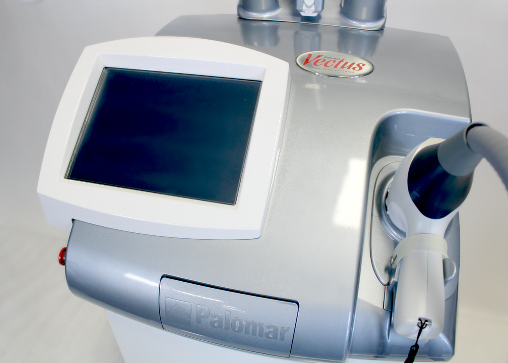 2012 Cynosure Palomar Vectus Laser System Hair Removal 810 Diode - w/Skintel HR