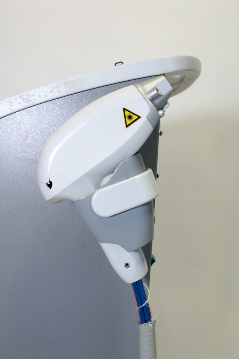 2006 Alma Soprano XL Laser System - 1Hand Piece 810nm Diode - Hair Removal HR