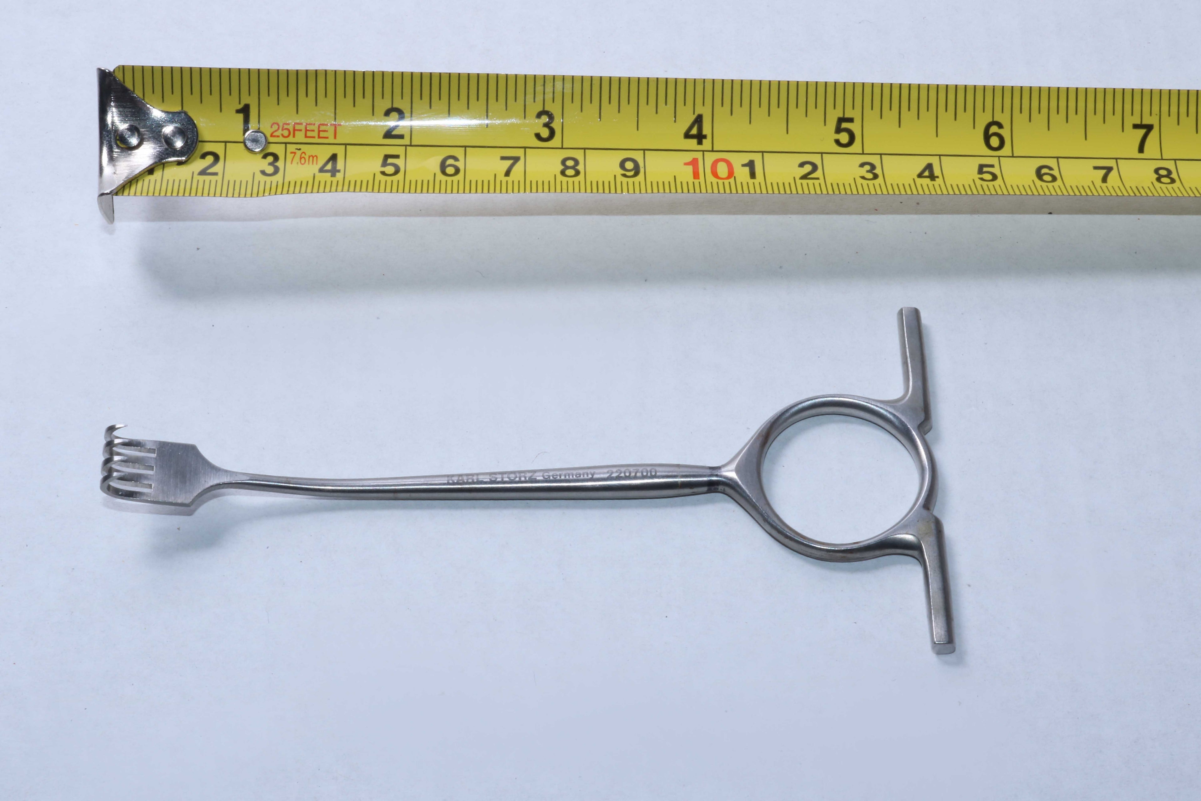 Karl Storz Otoscopy 220700 Williger Retractor Sharp 4-Prong 13cm PARTS AS IS