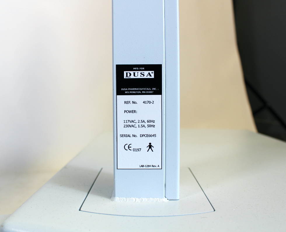 DUSA Pharmaceuticals Blue Light Photodynamic Therapy Acne Control Blu-U