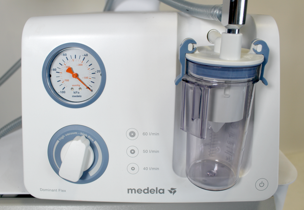 2016 Ulthera Cellfina Workstation & Medela Dominant Flex Aspirator System Merz