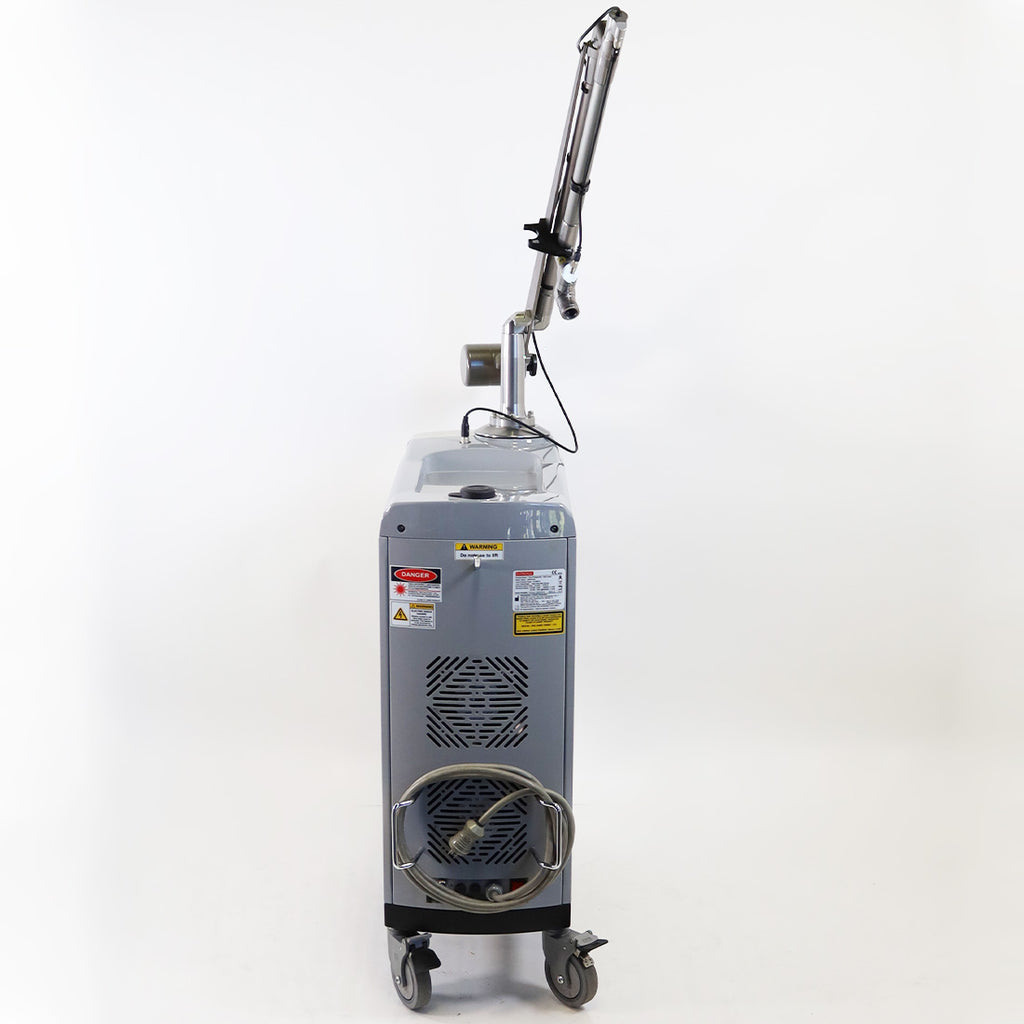 2012 Lutronic Spectra Dual Pulsed Nd Yag Laser Class IV Tattoo Removal System