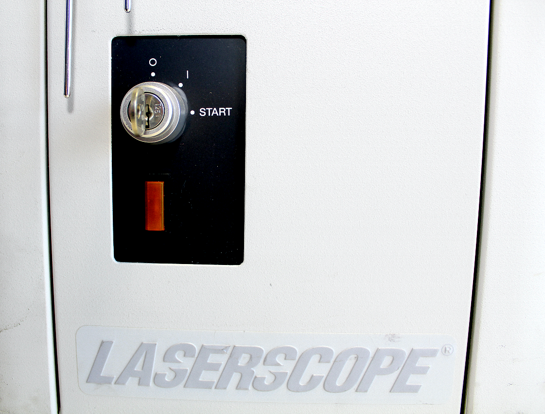 STONELIGHT HOLMIUM LASER for use in urology and general surgery procedures