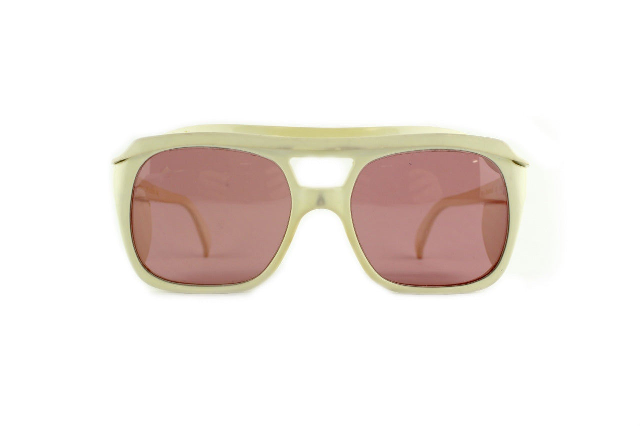 Trinity Technologies Laser Safety Glasses 10,600nm Nurse Googles