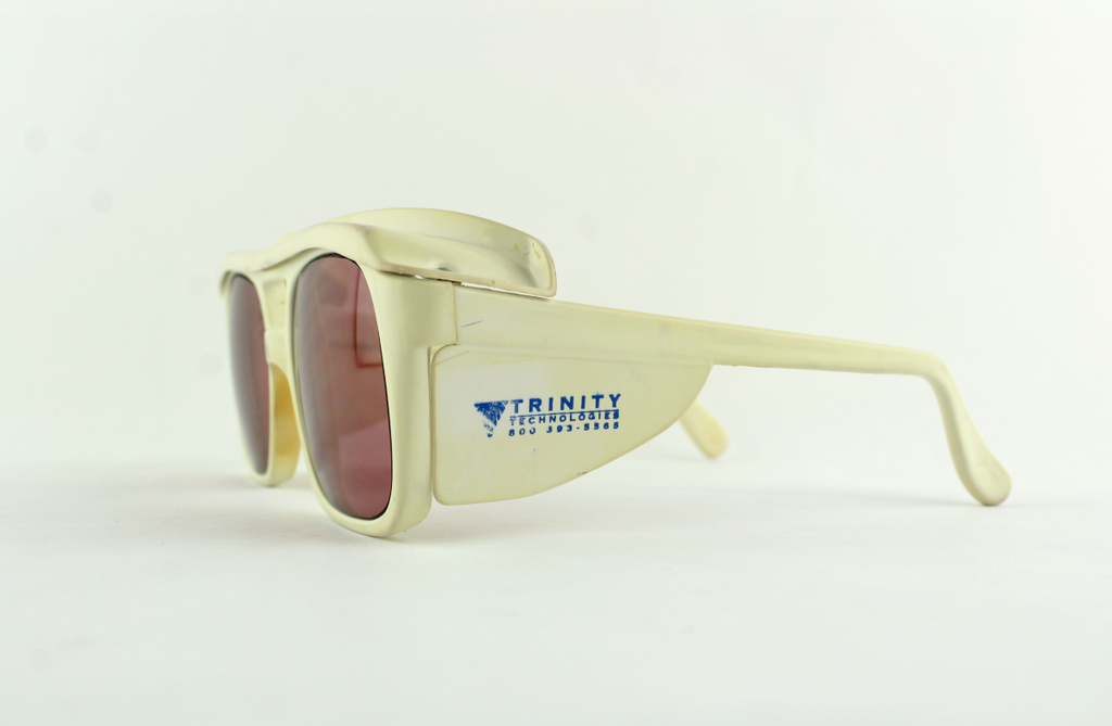 Trinity Technologies Laser Safety Glasses 10,600nm Nurse Googles