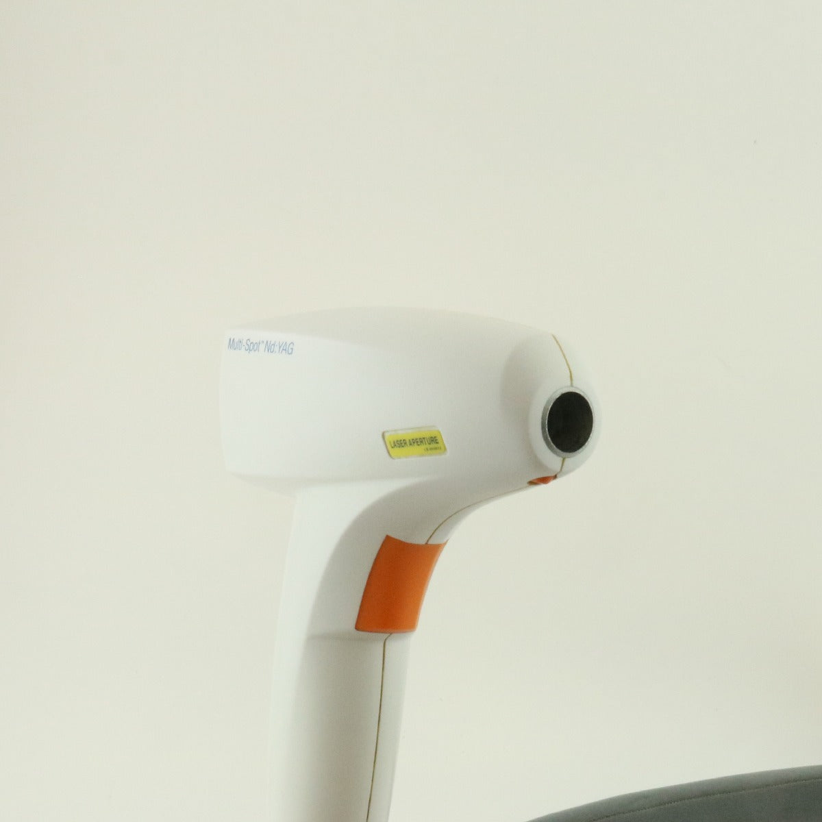 2011 Lumenis M22 Multi-Spot NdYAG 1064 nm YAG Laser Handpiece 4,211,909 SHOTS
