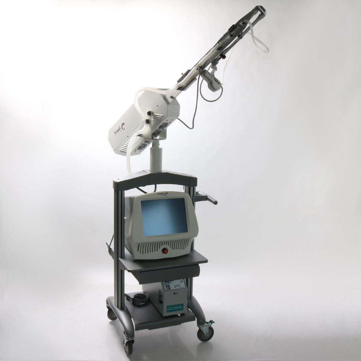 Reliant Fraxel Repair CO2 Fractional Skin Resurfacing Laser w/ Smoke Evacuator