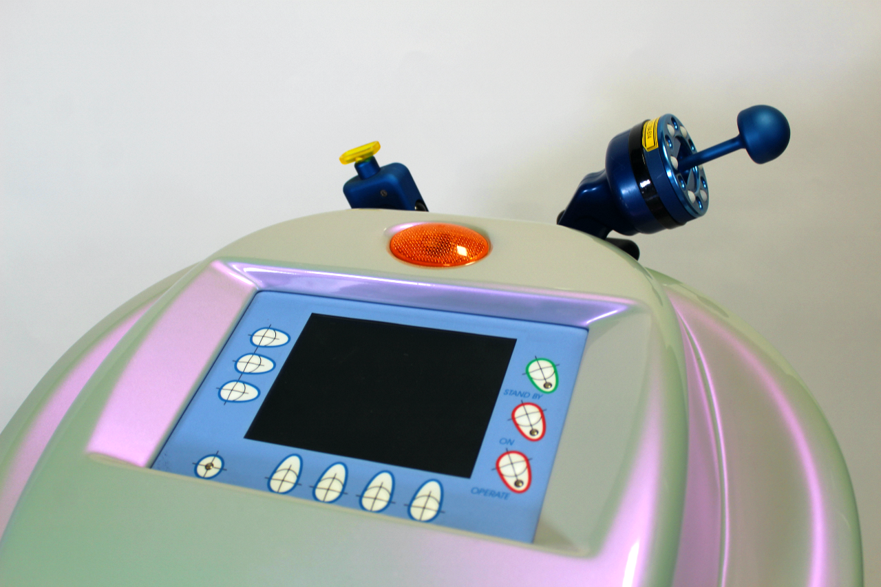 CYNOSURE DEKA Tri Active Diode Laser Body Face Skin Tighten Triactive 2007