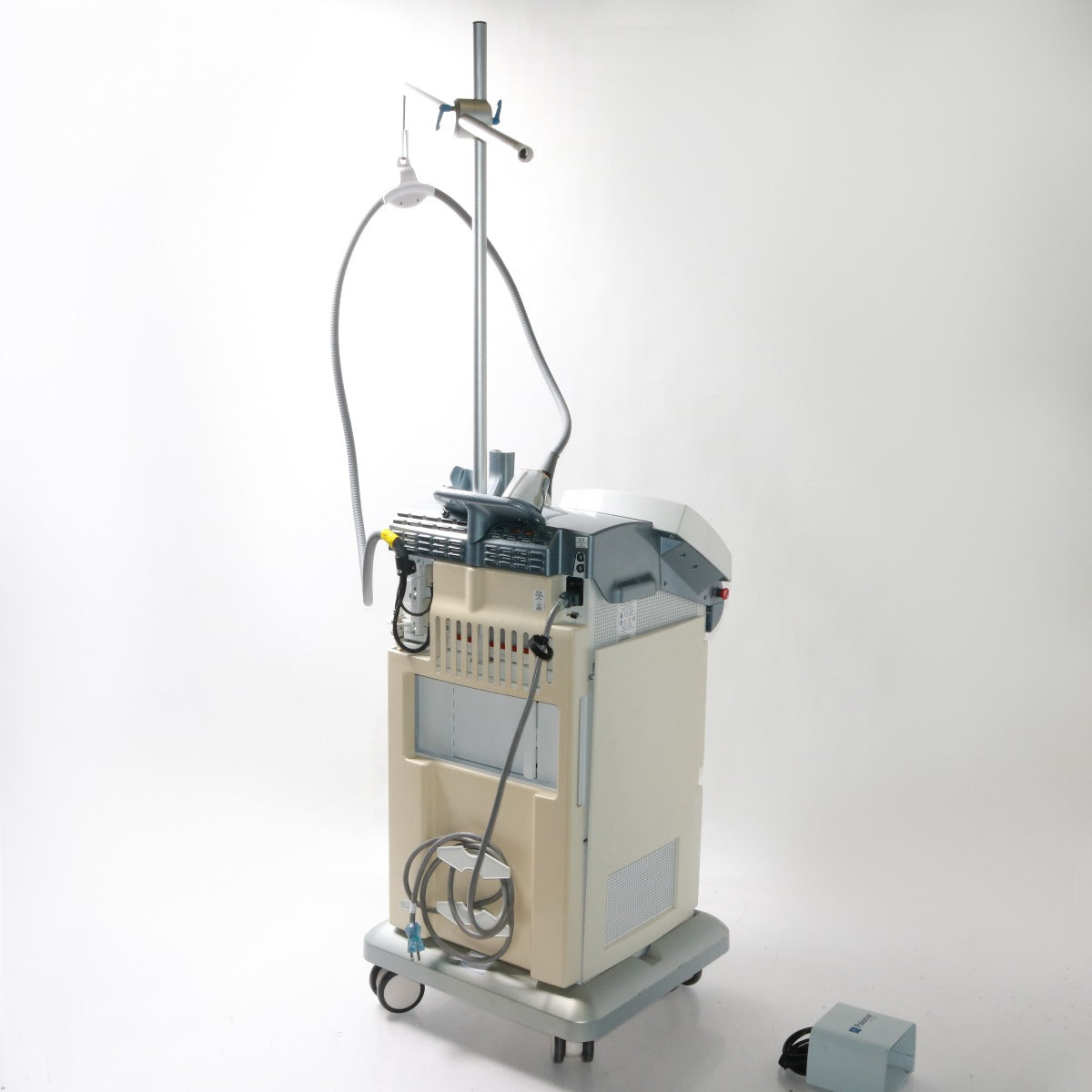 2013 Cynosure Palomar Vectus 810 nm Diode Hair Removal Laser w/ Large Optic