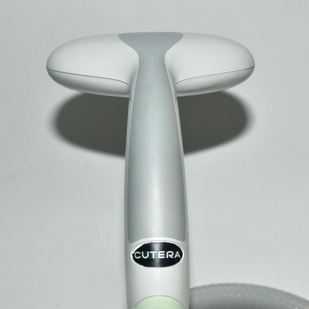 Cutera Xeo Solera Opus Laser LP560 Handpiece Benign Pigmented Lesions Lentigines