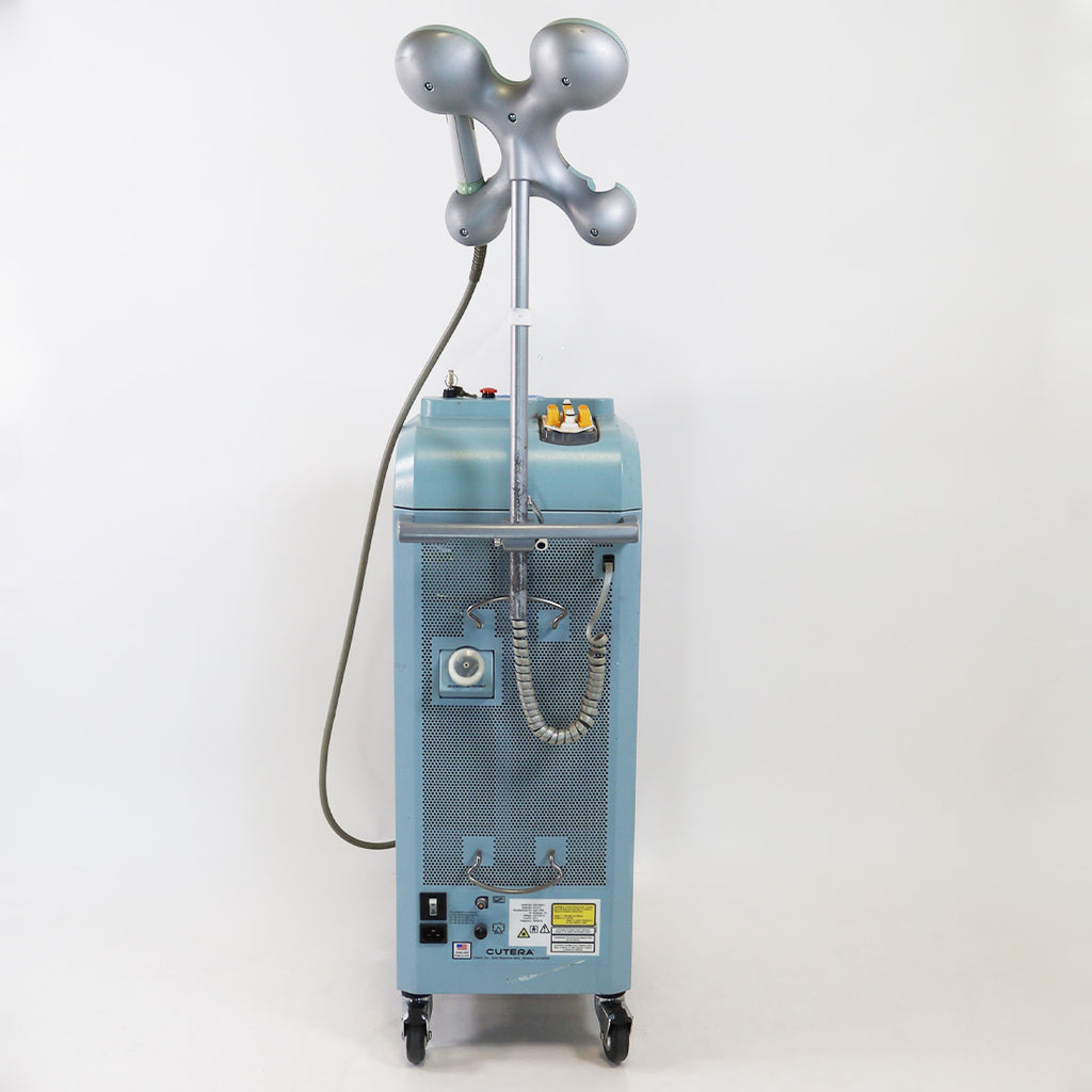 2005 Cutera Coolglide Xeo Laser Nd Yag 1064nm Skin Rejuvenation System US110XEO