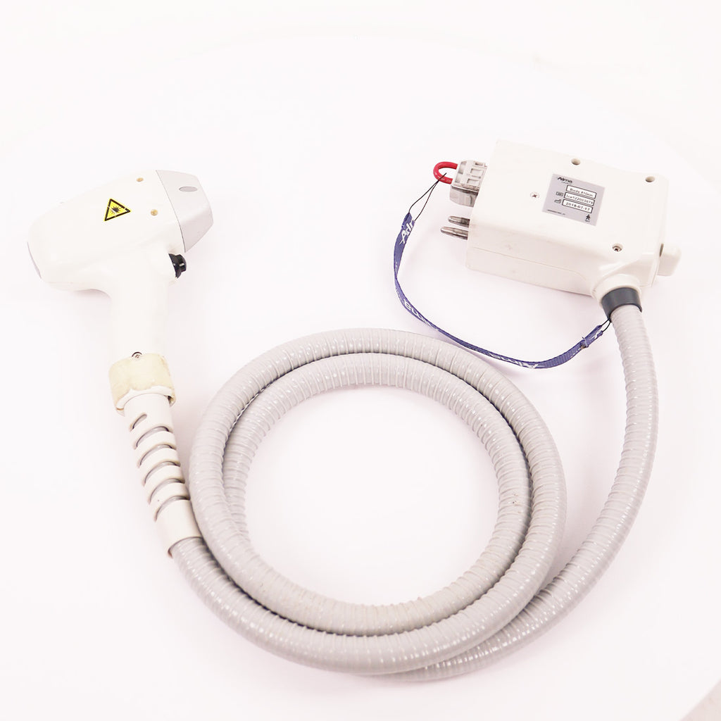 2012 Alma Soprano XLi Diode 810nm IPL Hair Removal Skin Rejuvenation 2cm 810nm HP