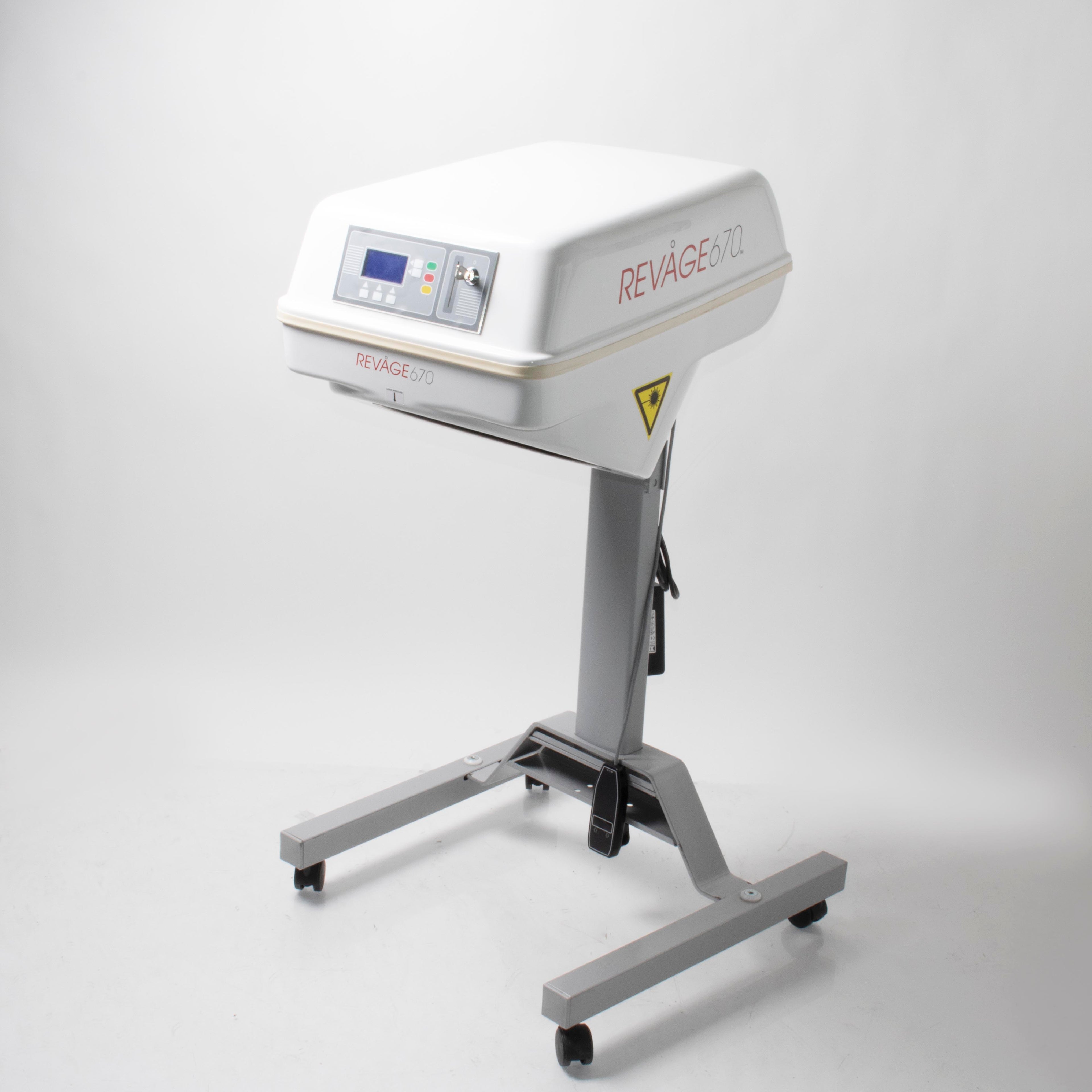 Transform Revage 670 nm Laser Hair Restoration Therapy 4000 Harmonix w/ 4733hrs