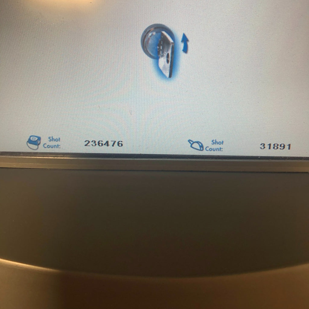 2005 Palomar Starlux 300 Lux Y IPL LuxY Pigment Hair Removal Handpiece 31K Shots