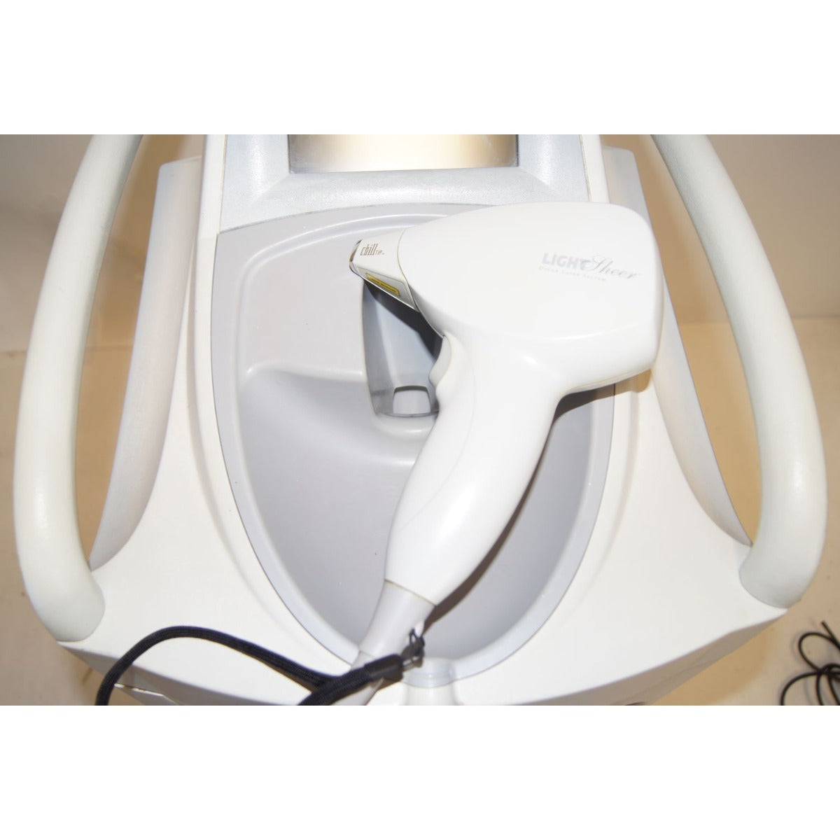 Lumenis LightSheer EC Diode Laser Light Sheer Hair Removal System w Handpiece