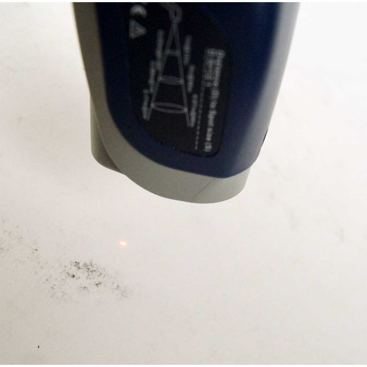 Kintrex Infrared Thermometer IRT0421 Precision at Work with Case Handheld Laser