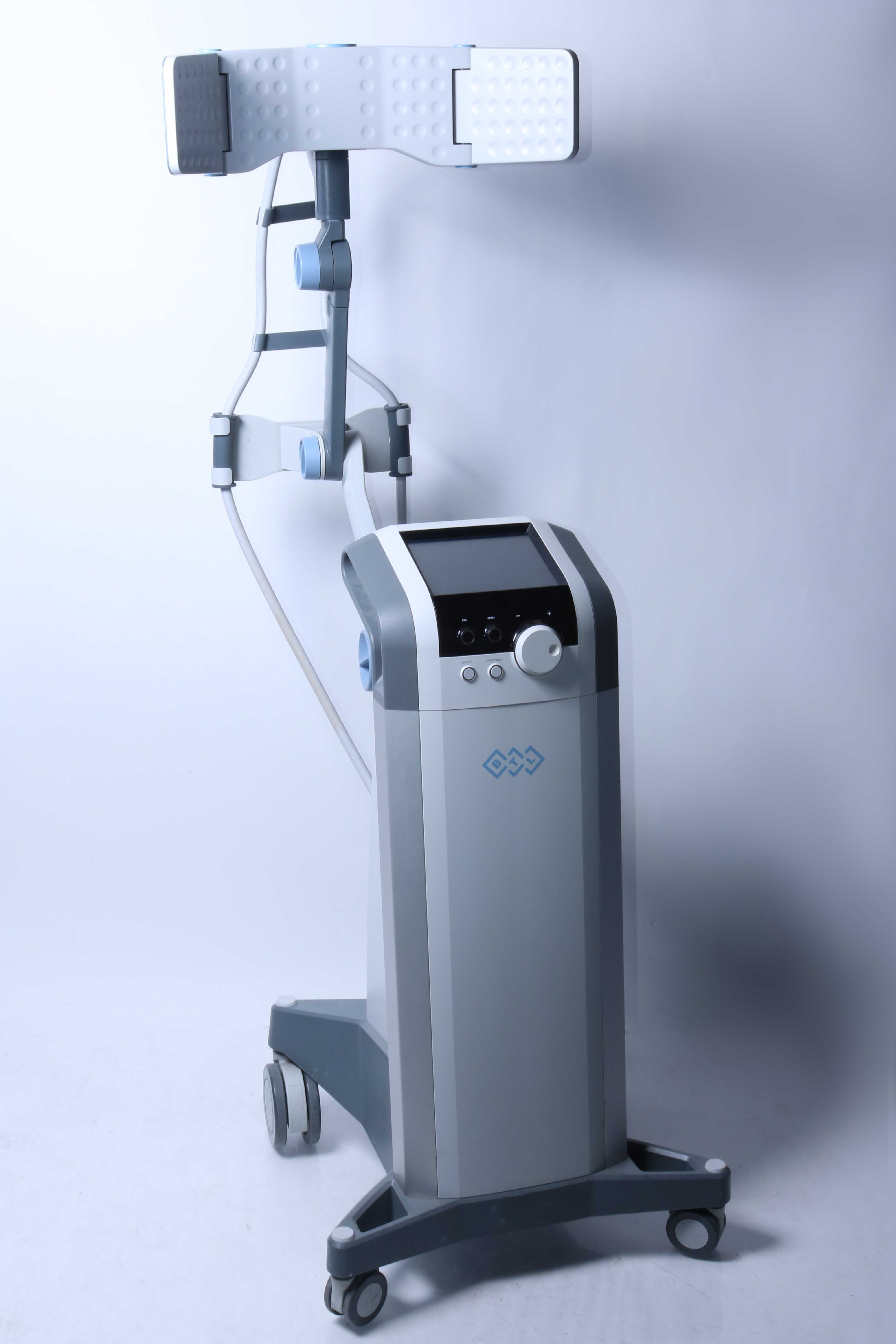 2013 BTL Vanquish ME RF Abdomen Skin Body Tightening w/ CORE 713/I Applicator