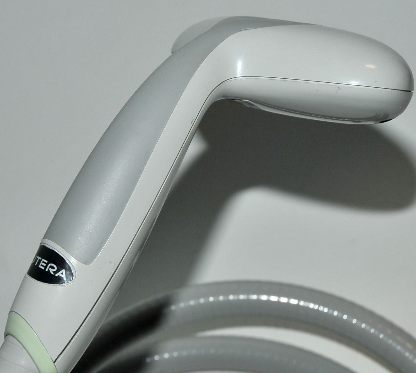 Cutera Xeo Solera Opus Laser LP560 Handpiece Benign Pigmented Lesions Lentigines