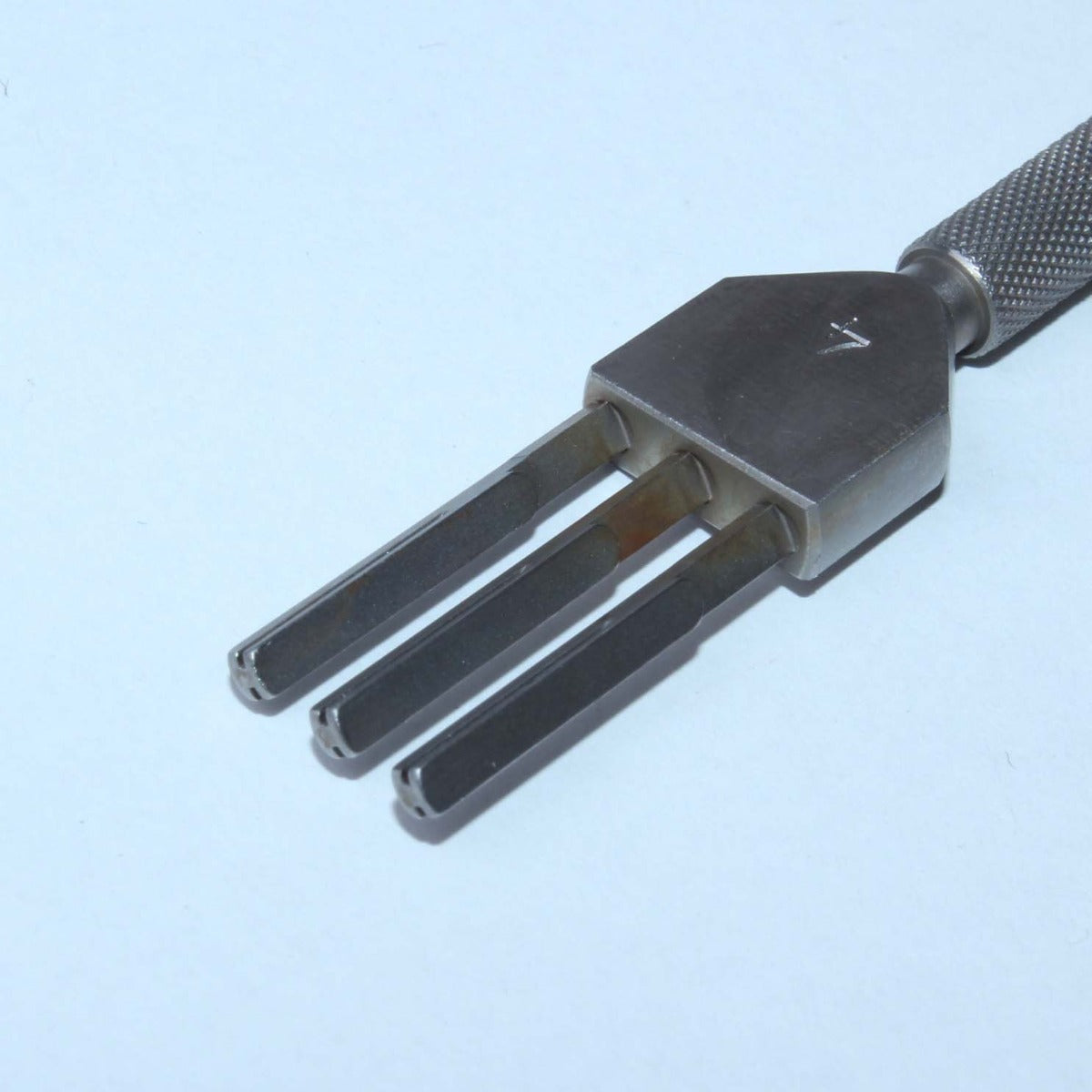 Robbins Triple Blade Transplant Strip Excision Angled #4 Brandy Scalpel Handle