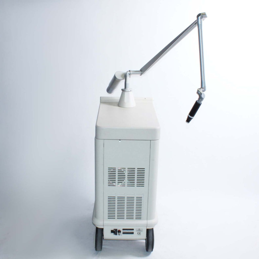 2005 Focus NaturaLase LT100 Q-Switched 532/1064 YAG Laser Tattoo Removal System