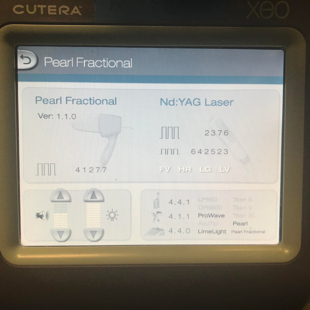 2007 Cutera Pearl ErYSGG Wrinkle Age Spots Ablative Resurfacing Laser 200K Pulse