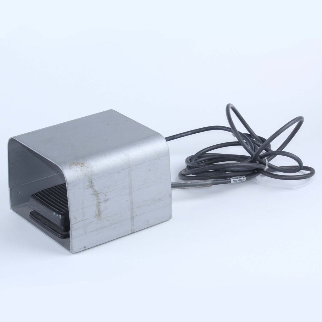 Cutera Xeo Laser 6 Pin PS/2 Connector Foot Pedal Electric Foot Switch 7000587