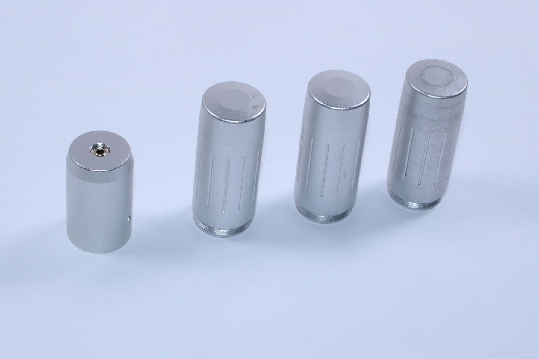 Eclipse Aesthetics MicroPen ELITE MP1001-11 Set of 3 Batteries Charger and Case