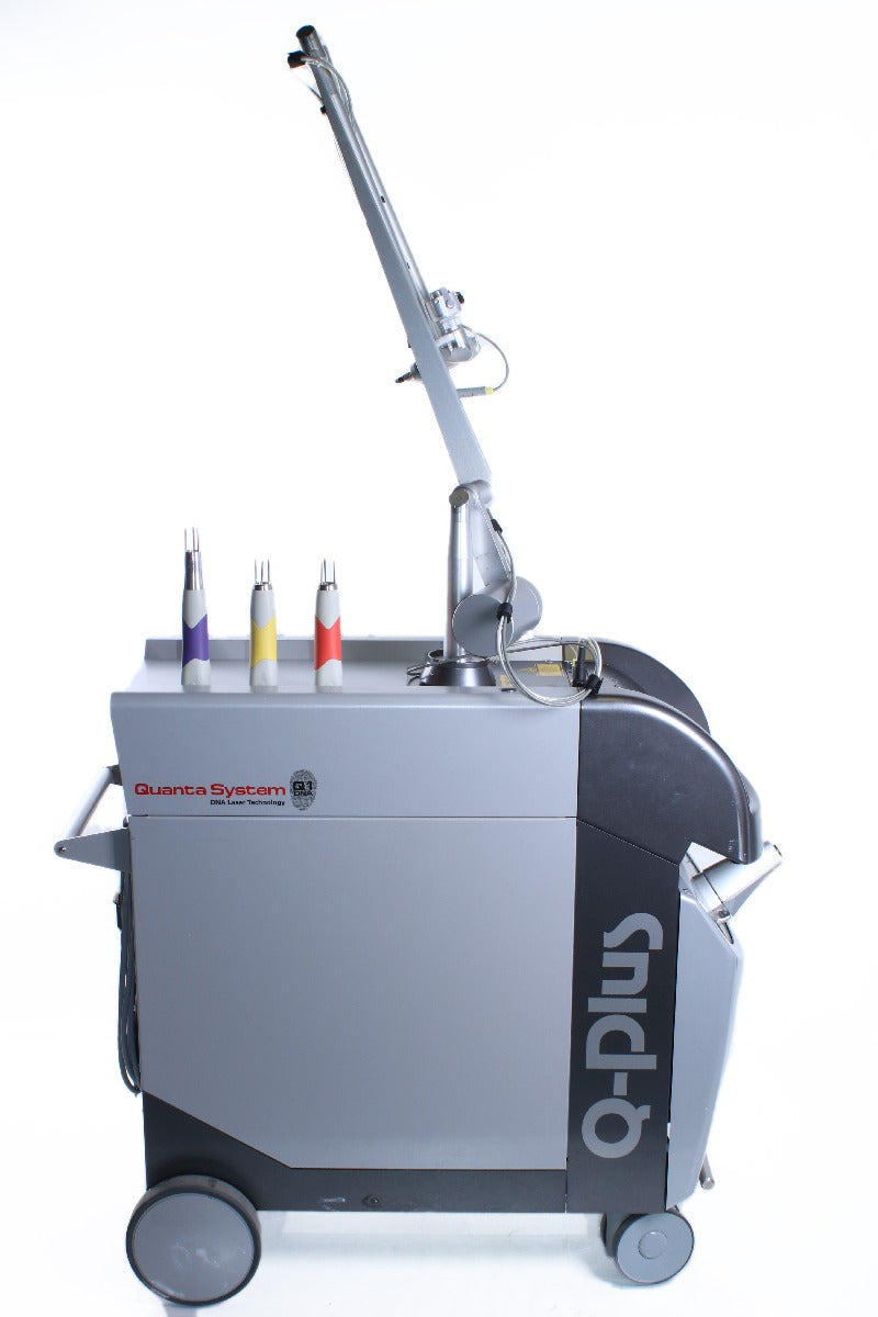 2012 Quanta Q-Plus T Tattoo Removal 1064 532 694 Laser Q-Switched Ruby + Nd:YAG