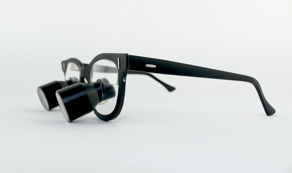 Chess 5.75 R3 Double Eye Magnifier Loupe Glasses Hands-Free Black Color AS IS