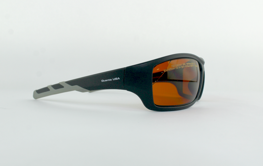 Quanta USA Laser Safety Goggles Eye-ware Glasses 35 % Ultraviolet Small Crack