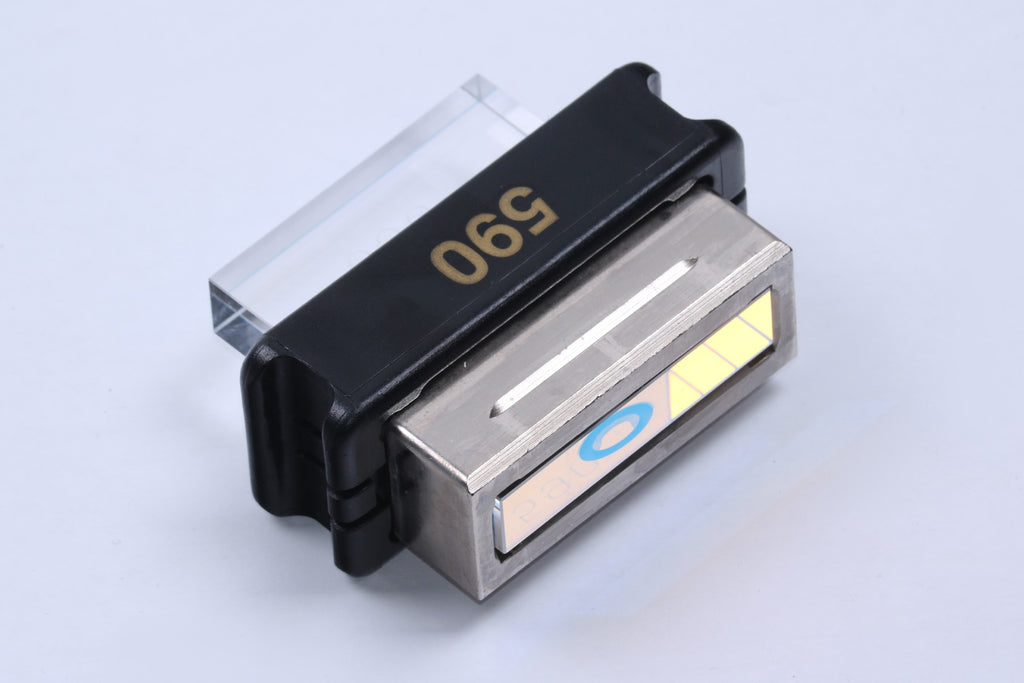 Lumenis ESC EpiLight LARGE IPL Crystal Lightguide Wavelength Filter 590 10x45 mm