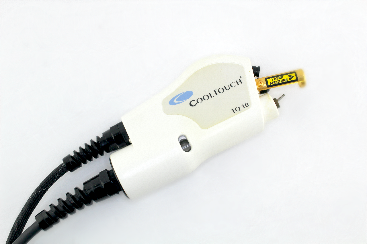 2004 NEW STAR CoolTouch III Laser Nd YAG 1320 nm Acne Wrinkle Skin Treatment CT3