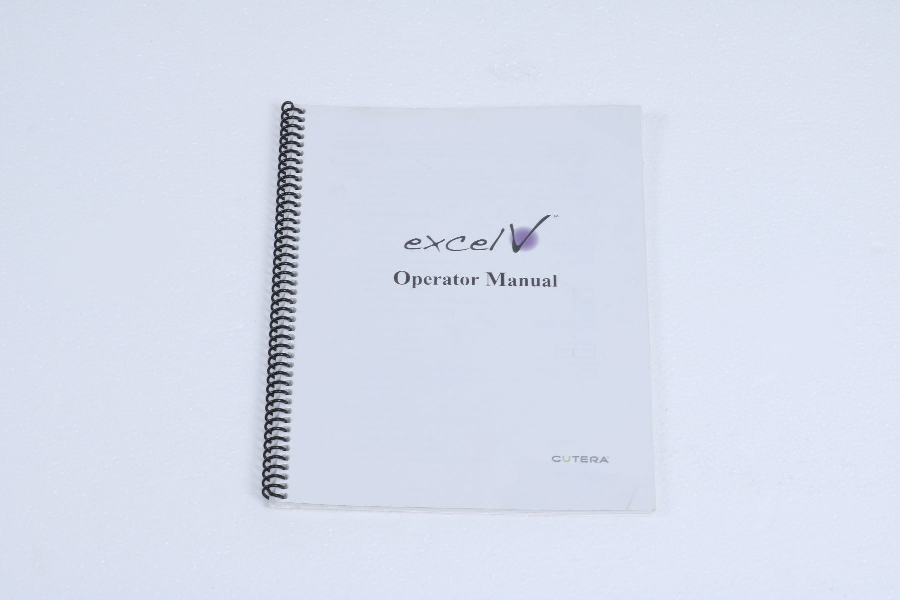 2016 Cutera Excel V NdYAG KTP 532 1064 Laser Operator Manual D1025 REV F Used